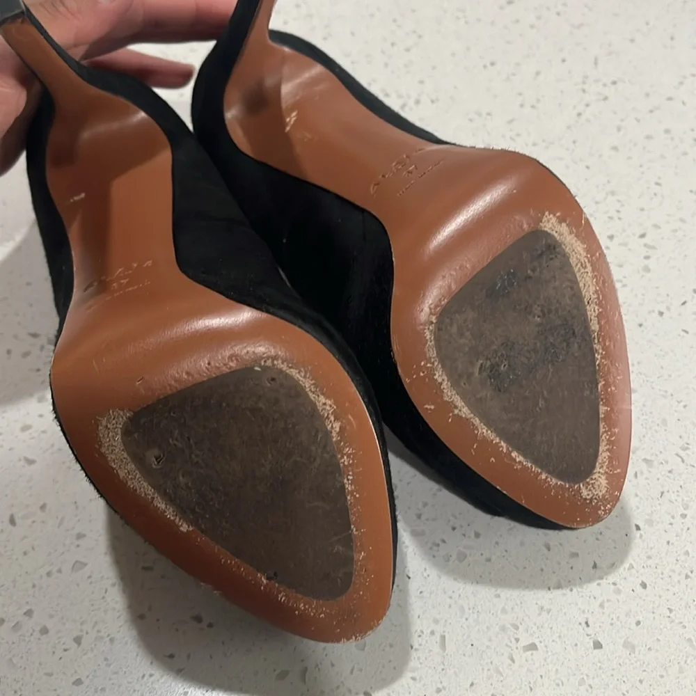 Alaia black suede heels size 37 gorgeous heels